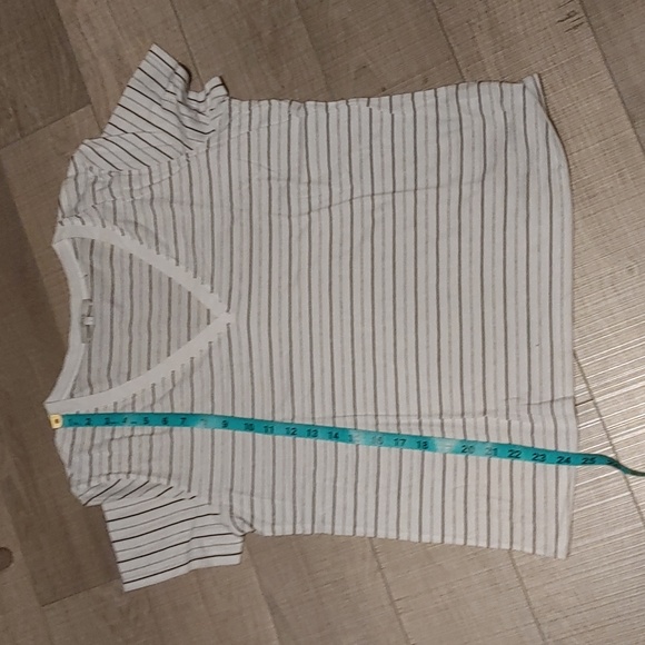 Vince US L Women's Striped V-Neck T-Shirt in Pima Cotton - Picture 7 of 7